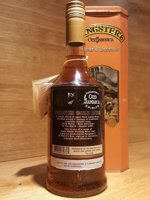Sangster's Old Gold Deluxe Rum 40%